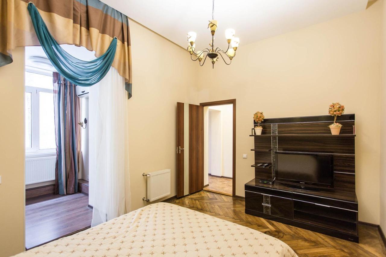 Odessa Apartment2 ภายนอก รูปภาพ